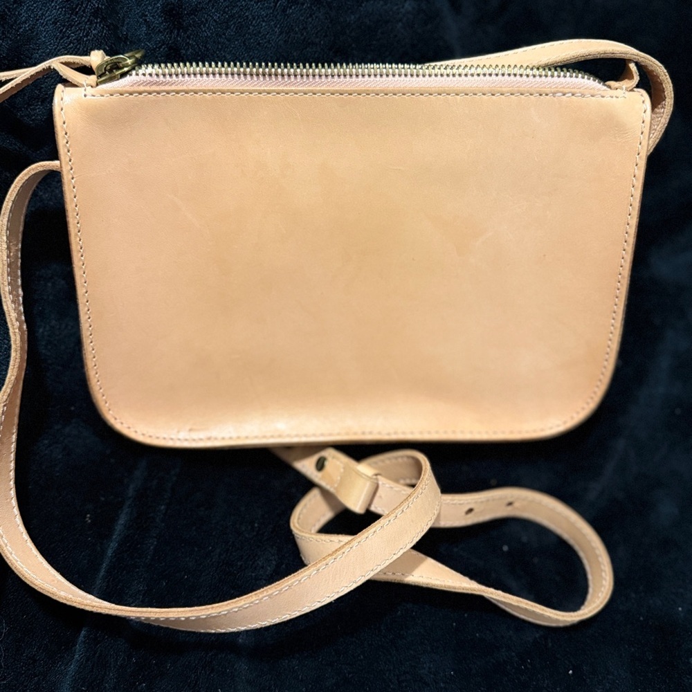 MADEWELL The Simple Crossbody in Nude* - Picture 3 of 13